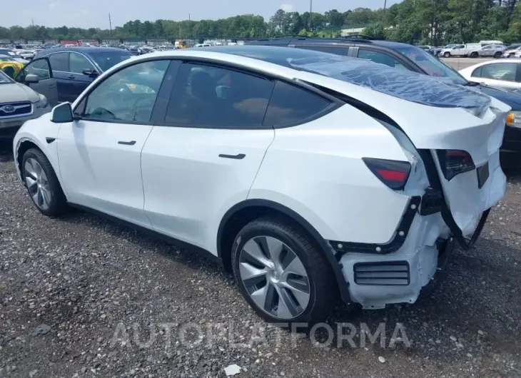 TESLA MODEL Y 2024 vin 7SAYGDEE3RA290985 from auto auction Iaai