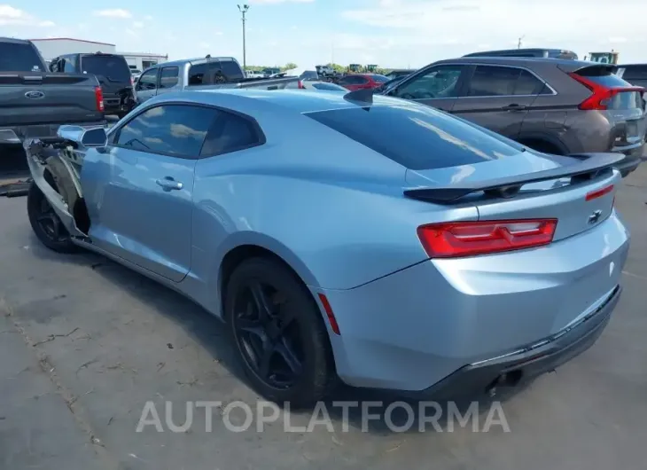 CHEVROLET CAMARO 2017 vin 1G1FB1RX2H0145572 from auto auction Iaai