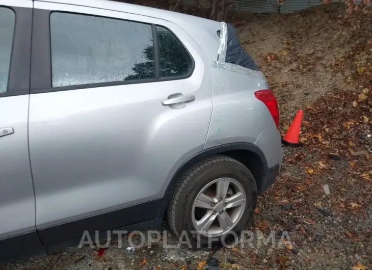 CHEVROLET TRAX 2019 vin 3GNCJNSBXKL398742 from auto auction Iaai