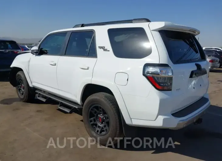 TOYOTA 4RUNNER 2024 vin JTERU5JR2R6272075 from auto auction Iaai