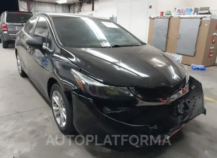 CHEVROLET CRUZE 2019 vin 1G1BE5SM6K7145425 from auto auction Iaai