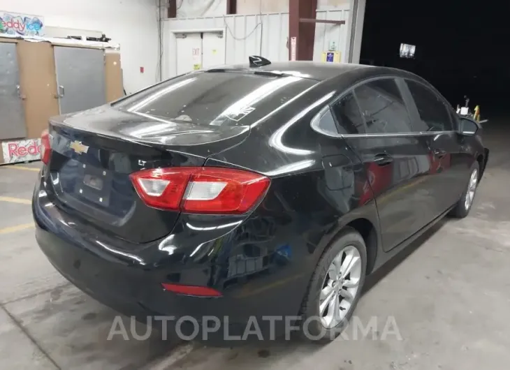 CHEVROLET CRUZE 2019 vin 1G1BE5SM6K7145425 from auto auction Iaai