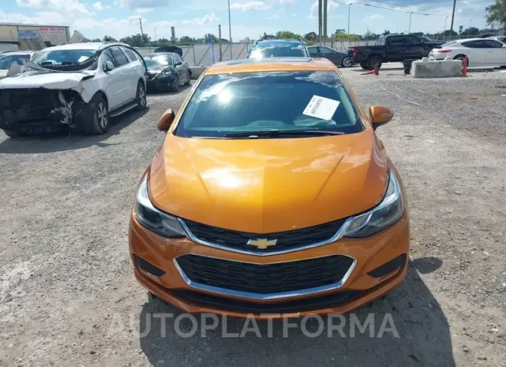 CHEVROLET CRUZE 2017 vin 3G1BE6SM5HS582896 from auto auction Iaai