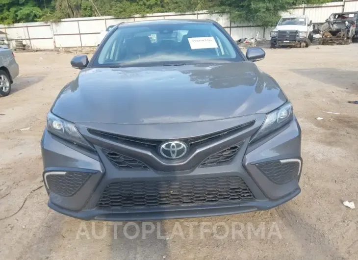 TOYOTA CAMRY 2024 vin 4T1G11AK0RU215641 from auto auction Iaai