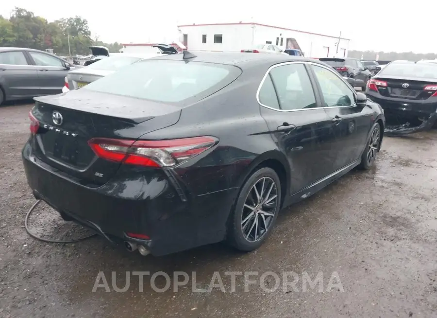 TOYOTA CAMRY 2021 vin 4T1G11AK6MU541372 from auto auction Iaai