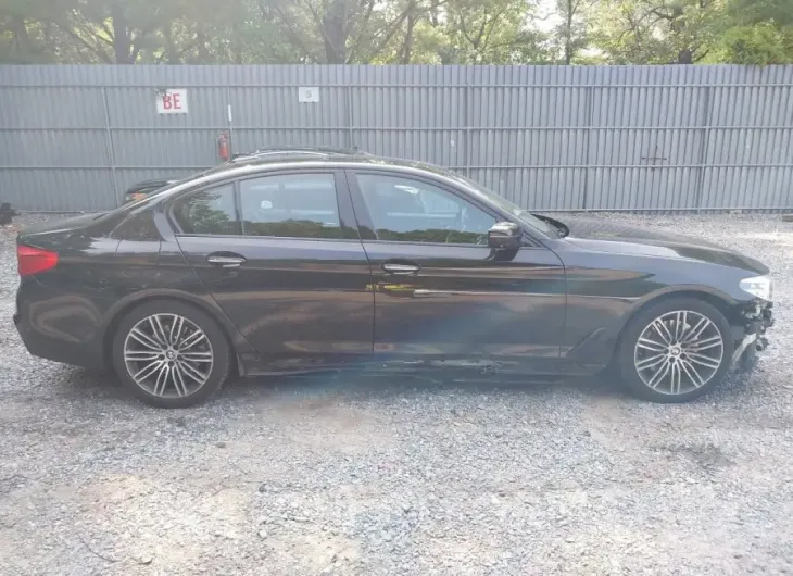 BMW 530I 2018 vin WBAJA7C56JWC76134 from auto auction Iaai