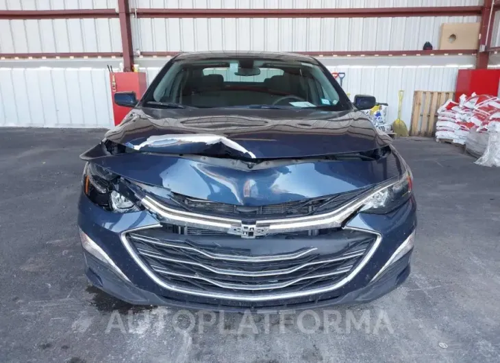 CHEVROLET MALIBU 2022 vin 1G1ZD5ST5NF162039 from auto auction Iaai