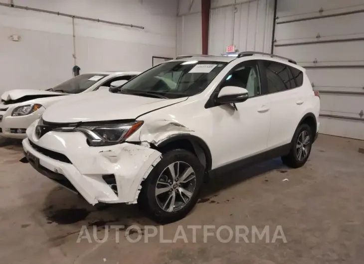 TOYOTA RAV4 2017 vin 2T3RFREV8HW632119 from auto auction Iaai