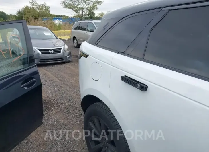 LAND ROVER RANGE ROVER VELAR 2018 vin SALYL2RNXJA714565 from auto auction Iaai