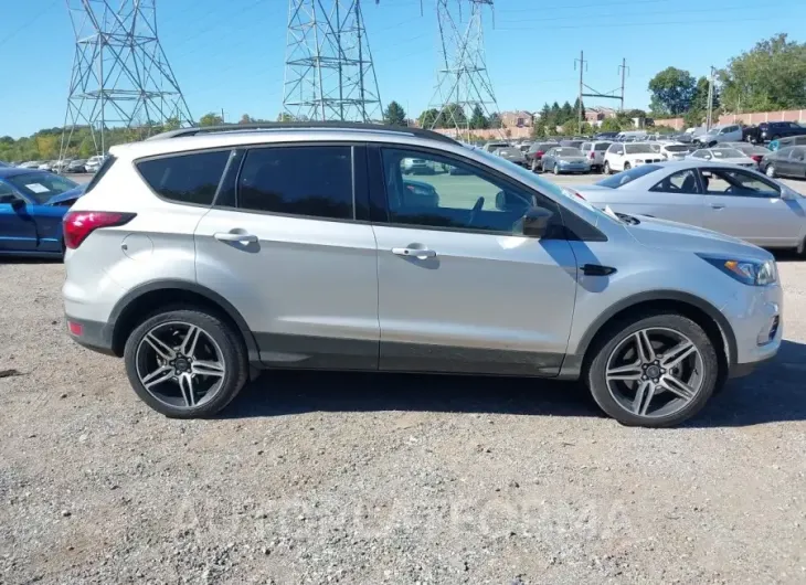 FORD ESCAPE 2019 vin 1FMCU9HD4KUC18883 from auto auction Iaai