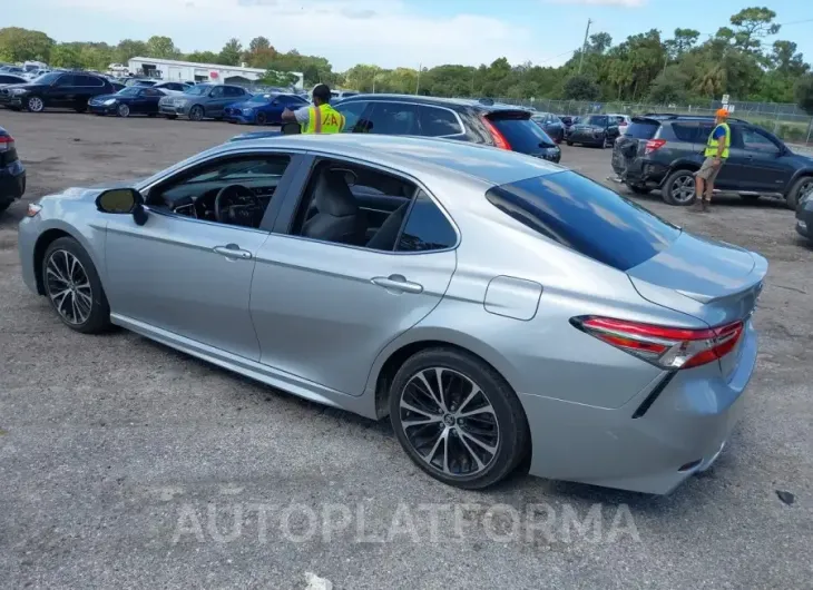 TOYOTA CAMRY 2018 vin 4T1B11HK7JU127058 from auto auction Iaai