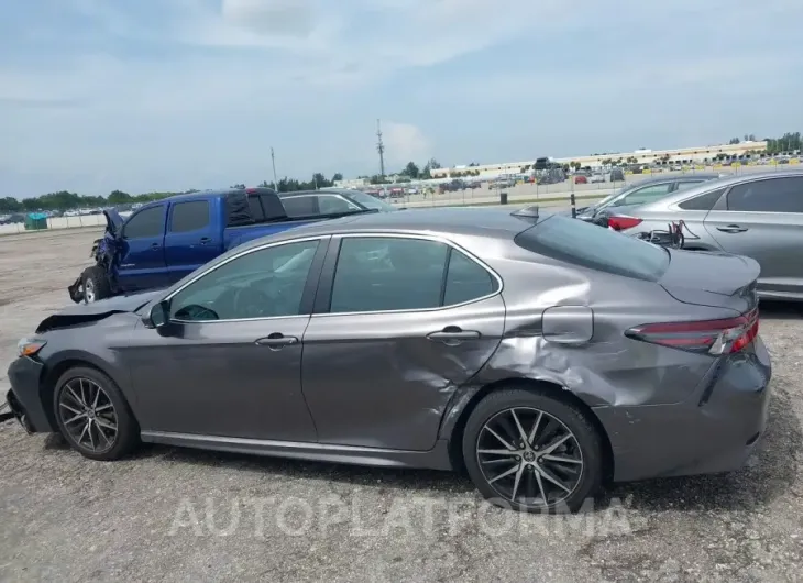 TOYOTA CAMRY 2024 vin 4T1T11AK1RU262949 from auto auction Iaai