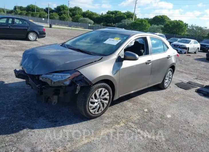 TOYOTA COROLLA 2018 vin 5YFBURHE2JP798462 from auto auction Iaai