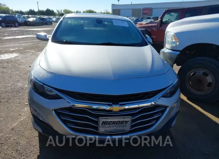 CHEVROLET MALIBU 2019 vin 1G1ZD5ST2KF109309 from auto auction Iaai