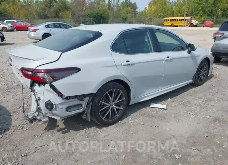 TOYOTA CAMRY 2024 vin 4T1T11BKXRU113423 from auto auction Iaai