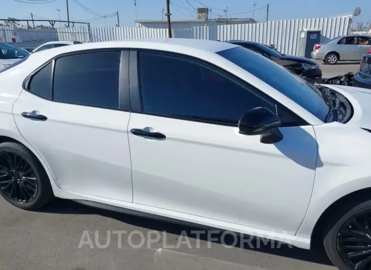 TOYOTA CAMRY 2019 vin 4T1B11HK3KU262958 from auto auction Iaai