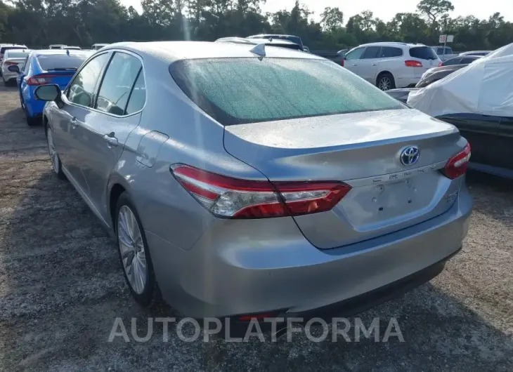 TOYOTA CAMRY HYBRID 2019 vin 4T1B21HK6KU010585 from auto auction Iaai