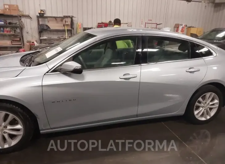 CHEVROLET MALIBU 2018 vin 1G1ZD5ST4JF211466 from auto auction Iaai