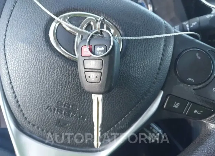 TOYOTA COROLLA 2019 vin 2T1BURHE7KC211061 from auto auction Iaai