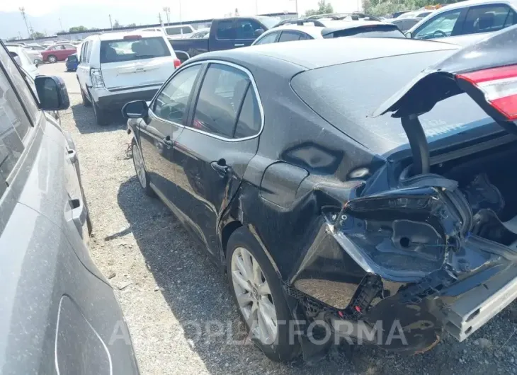 TOYOTA CAMRY 2018 vin 4T1B11HKXJU093178 from auto auction Iaai