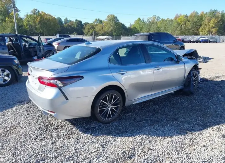 TOYOTA CAMRY 2024 vin 4T1G11AKXRU905199 from auto auction Iaai