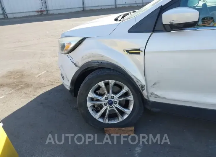 FORD ESCAPE 2017 vin 1FMCU9GD1HUE56149 from auto auction Iaai