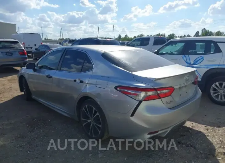 TOYOTA CAMRY 2018 vin 4T1B11HK5JU575735 from auto auction Iaai