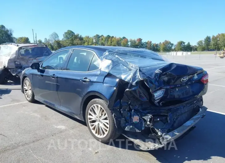 TOYOTA CAMRY 2018 vin 4T1B11HKXJU504918 from auto auction Iaai