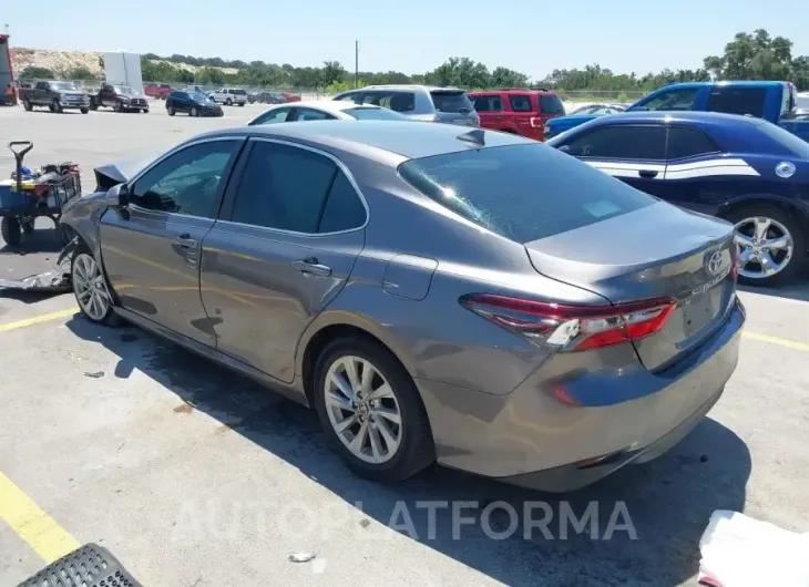 TOYOTA CAMRY 2021 vin 4T1C11AK0MU534657 from auto auction Iaai