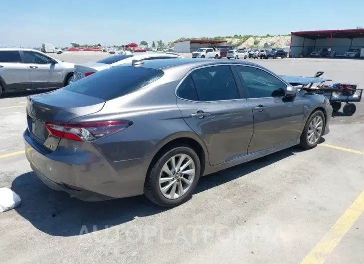 TOYOTA CAMRY 2021 vin 4T1C11AK0MU534657 from auto auction Iaai