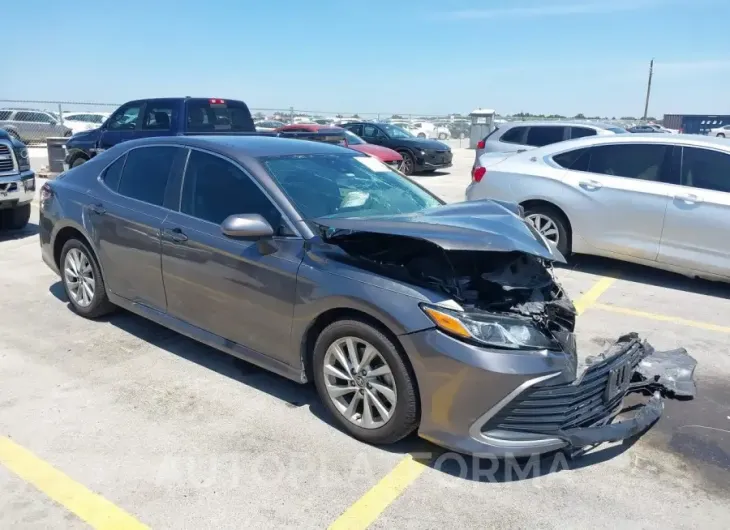 TOYOTA CAMRY 2021 vin 4T1C11AK0MU534657 from auto auction Iaai