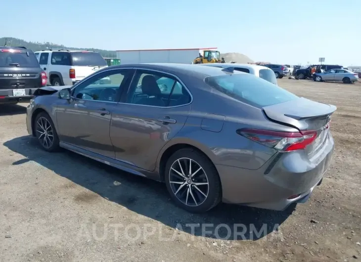 TOYOTA CAMRY 2021 vin 4T1G11AK5MU585573 from auto auction Iaai