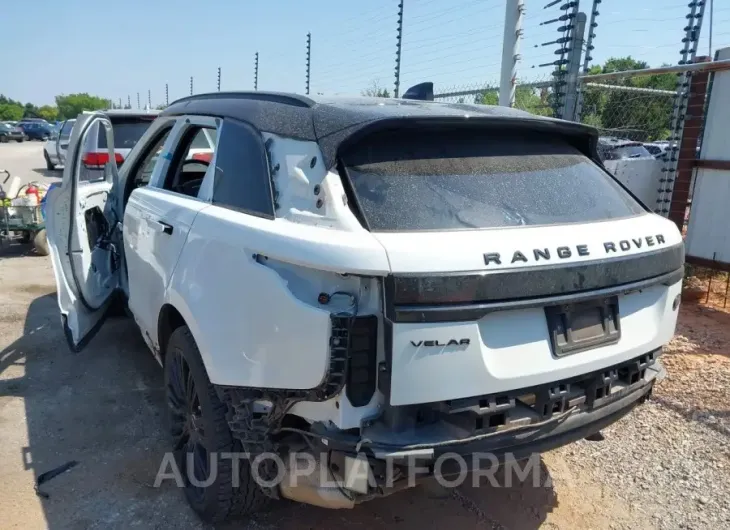 LAND ROVER RANGE ROVER VELAR 2018 vin SALYB2RX2JA768883 from auto auction Iaai