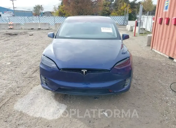 TESLA MODEL X 2018 vin 5YJXCDE26JF125904 from auto auction Iaai