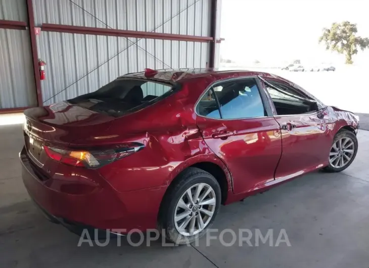 TOYOTA CAMRY 2022 vin 4T1C11AKXNU499370 from auto auction Iaai