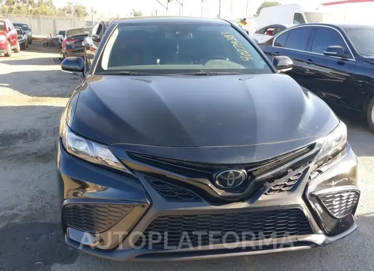 TOYOTA CAMRY 2024 vin 4T1T11AK1RU889957 from auto auction Iaai