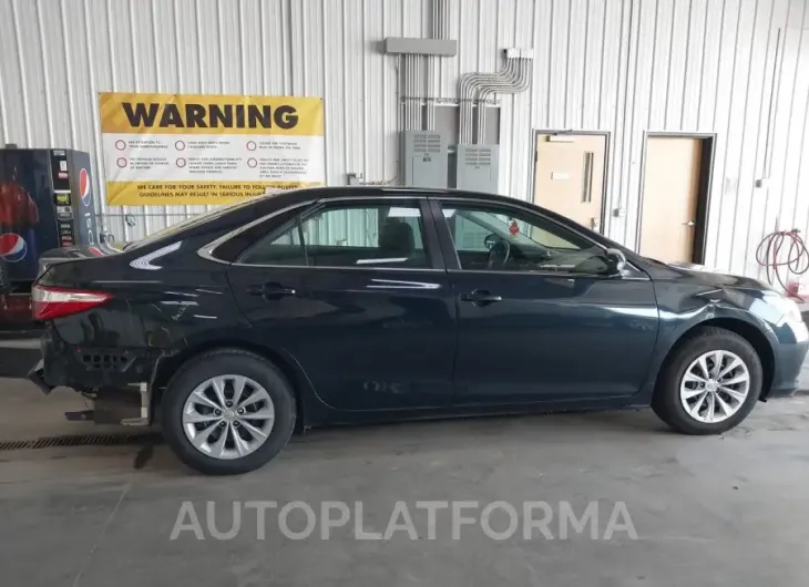 TOYOTA CAMRY 2015 vin 4T4BF1FK7FR452505 from auto auction Iaai