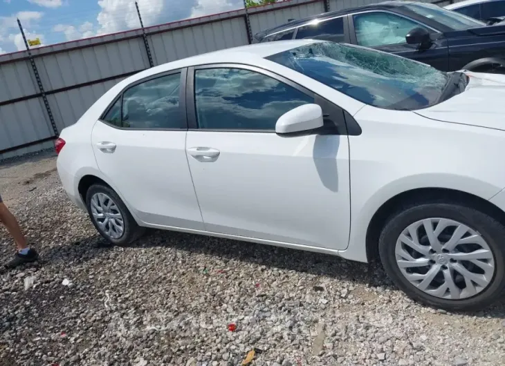 TOYOTA COROLLA 2019 vin 5YFBURHE1KP879745 from auto auction Iaai