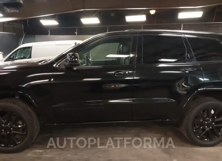 JEEP GRAND CHEROKEE 2018 vin 1C4RJFAG2JC211431 from auto auction Iaai