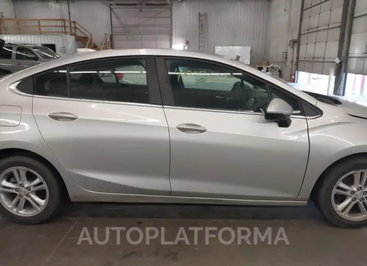 CHEVROLET CRUZE 2017 vin 1G1BE5SM6H7103538 from auto auction Iaai