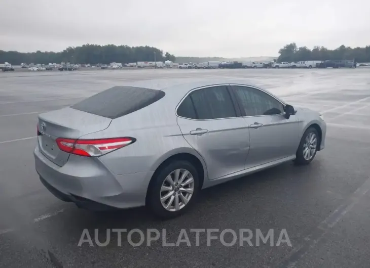 TOYOTA CAMRY 2018 vin 4T1B11HK9JU523279 from auto auction Iaai