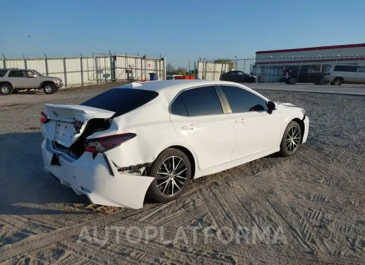 TOYOTA CAMRY 2022 vin 4T1G11AK0NU629352 from auto auction Iaai