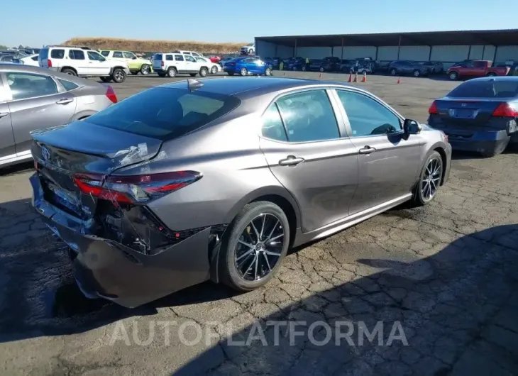 TOYOTA CAMRY HYBRID 2024 vin 4T1S31AK7RU627608 from auto auction Iaai