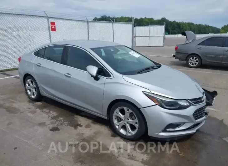 CHEVROLET CRUZE 2017 vin 1G1BF5SM5H7165736 from auto auction Iaai