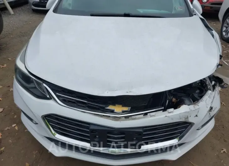 CHEVROLET CRUZE 2017 vin 1G1BF5SM5H7179197 from auto auction Iaai