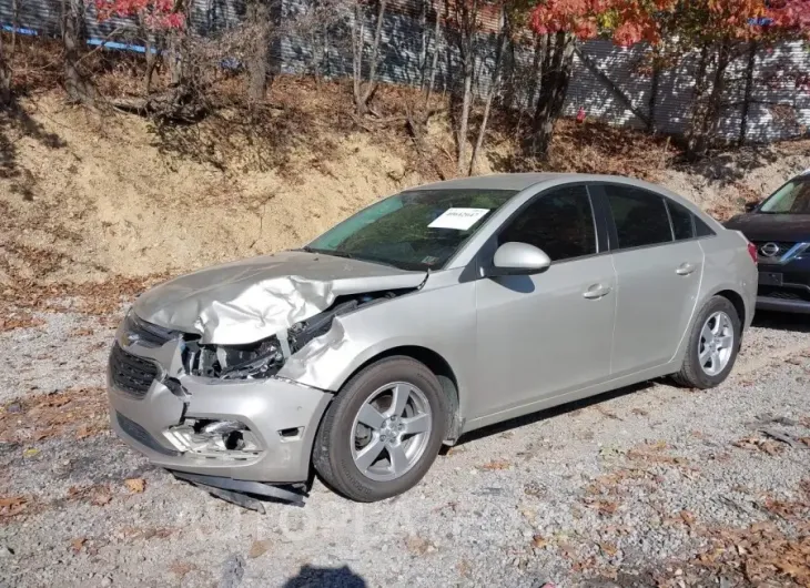 CHEVROLET CRUZE 2015 vin 1G1PC5SB4F7204424 from auto auction Iaai