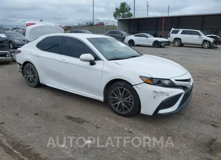 TOYOTA CAMRY 2023 vin 4T1G11AKXPU818450 from auto auction Iaai