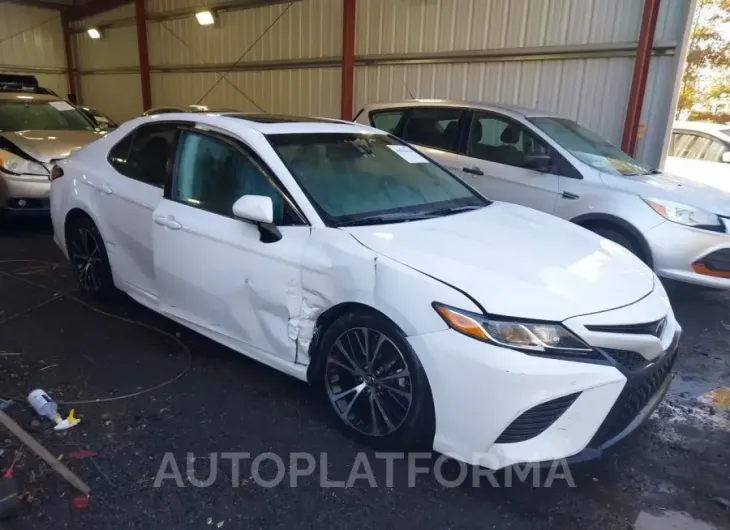 TOYOTA CAMRY 2018 vin 4T1B11HK0JU039582 from auto auction Iaai