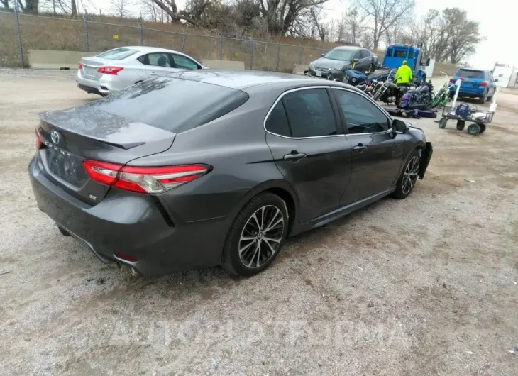 TOYOTA CAMRY 2018 vin 4T1B11HK0JU611072 from auto auction Iaai