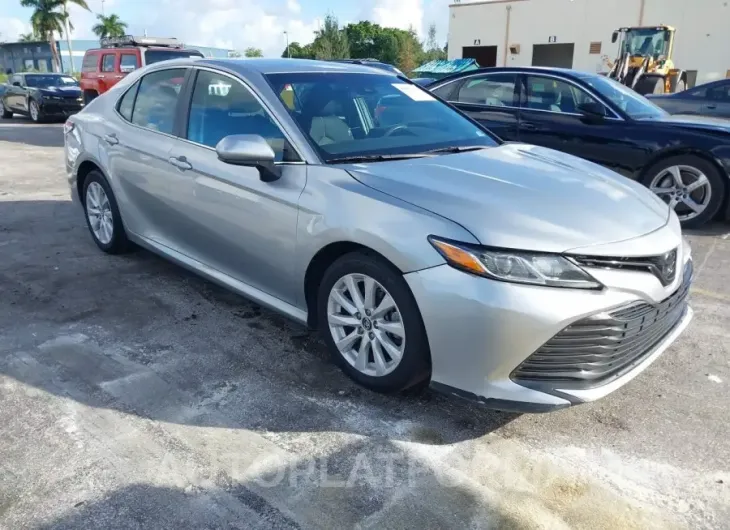 TOYOTA CAMRY 2018 vin 4T1B11HK2JU099833 from auto auction Iaai